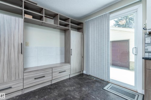 14911 29 Street, Edmonton, AB - Indoor Photo Showing Other Room