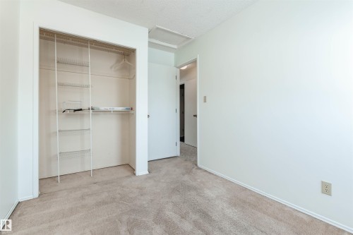 14911 29 Street, Edmonton, AB - Indoor Photo Showing Other Room