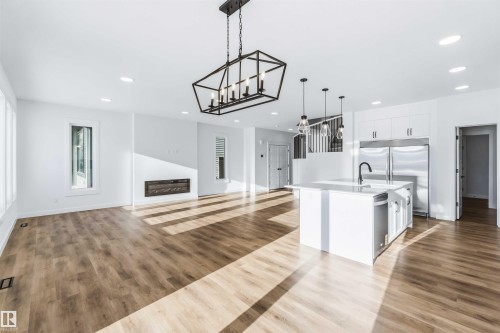 2211 4 Avenue, Edmonton, AB - Indoor With Fireplace