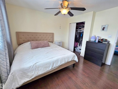 5614 52 Avenue, St. Paul Town, AB - Indoor Photo Showing Bedroom
