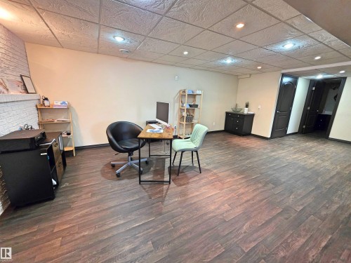 5614 52 Avenue, St. Paul Town, AB - Indoor