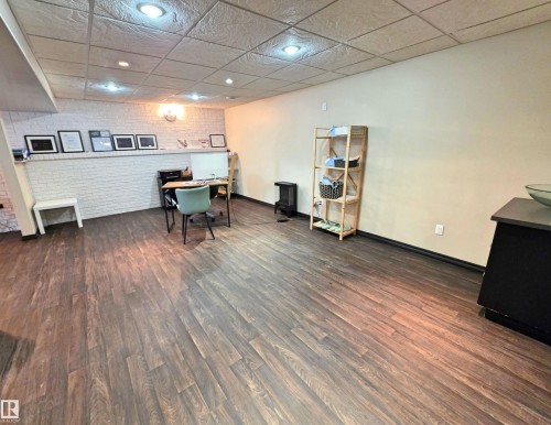 5614 52 Avenue, St. Paul Town, AB - Indoor Photo Showing Other Room