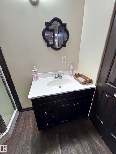 5614 52 Avenue, St. Paul Town, AB - Indoor Photo Showing Bathroom
