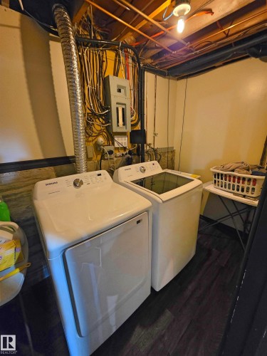 5614 52 Avenue, St. Paul Town, AB - Indoor Photo Showing Laundry Room