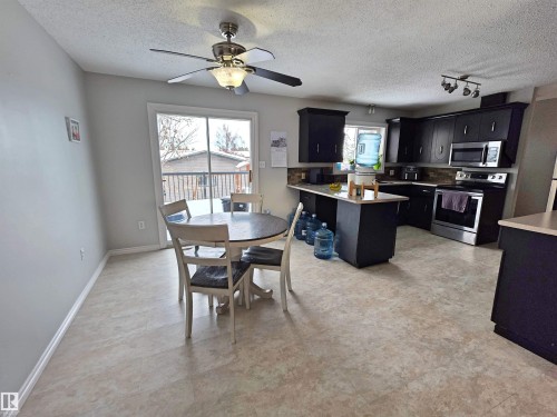 5614 52 Avenue, St. Paul Town, AB - Indoor