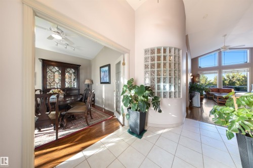 201 Erin Ridge Drive, St. Albert, AB - Indoor