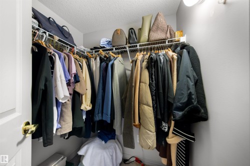 201 Erin Ridge Drive, St. Albert, AB - Indoor With Storage