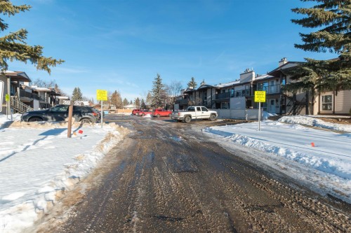 2031 Saddleback Road, Edmonton, AB - Outdoor