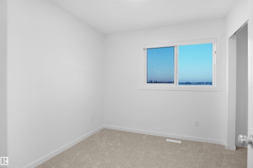 1 1215 Keswick Drive, Edmonton, AB - Indoor Photo Showing Other Room