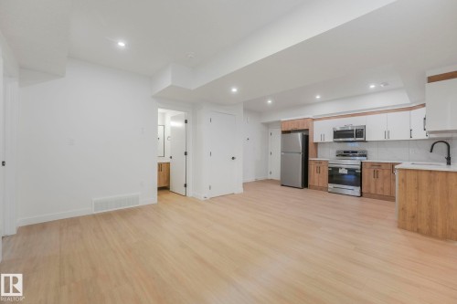 12206 63 Street, Edmonton, AB - Indoor Photo Showing Kitchen