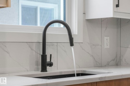 12206 63 Street, Edmonton, AB - Indoor