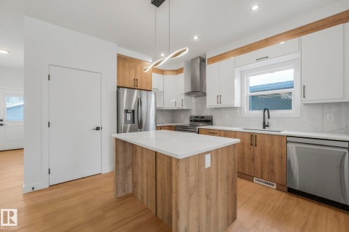 12206 63 Street, Edmonton, AB - Indoor Photo Showing Kitchen With Stainless Steel Kitchen With Upgraded Kitchen