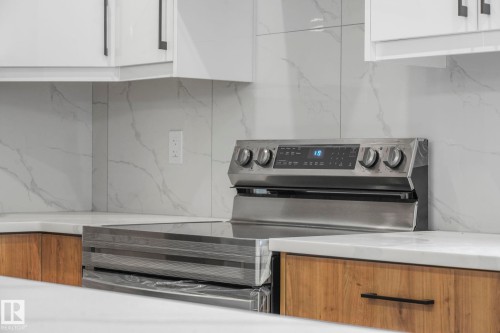 12206 63 Street, Edmonton, AB - Indoor