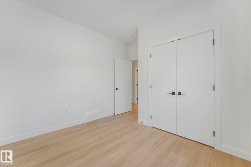 12206 63 Street, Edmonton, AB - Indoor Photo Showing Other Room