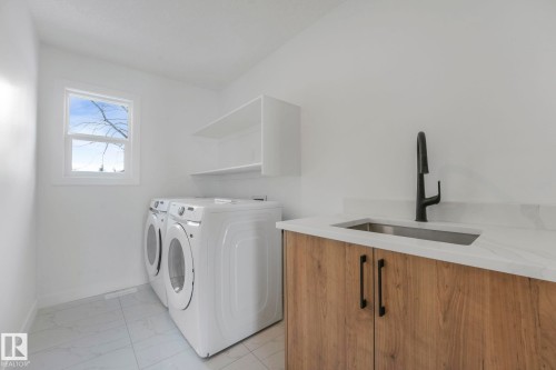 12206 63 Street, Edmonton, AB - Indoor Photo Showing Laundry Room