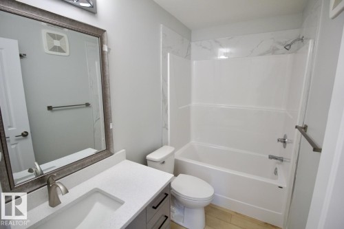 G 4761 Cawsey Terrace, Edmonton, AB - Indoor Photo Showing Bathroom