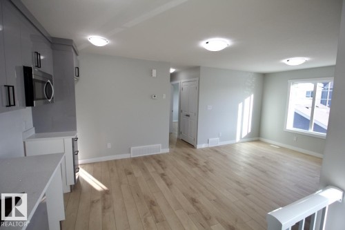 G 4761 Cawsey Terrace, Edmonton, AB - Indoor Photo Showing Other Room