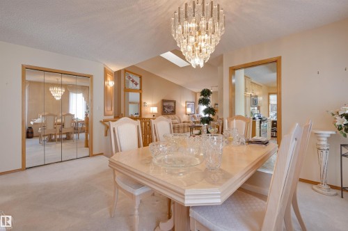 752 Wilkin Close, Edmonton, AB - Indoor Photo Showing Dining Room