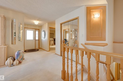 752 Wilkin Close, Edmonton, AB - Indoor Photo Showing Other Room