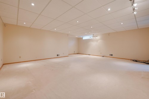 752 Wilkin Close, Edmonton, AB - Indoor