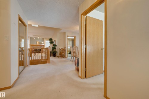 752 Wilkin Close, Edmonton, AB - Indoor Photo Showing Other Room