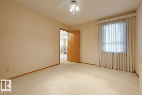 752 Wilkin Close, Edmonton, AB - Indoor Photo Showing Other Room