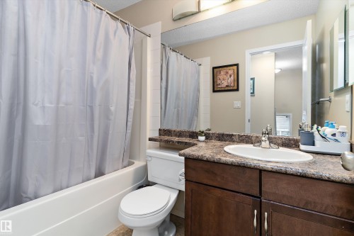 22 16003 132 Street, Edmonton, AB - Indoor Photo Showing Bathroom