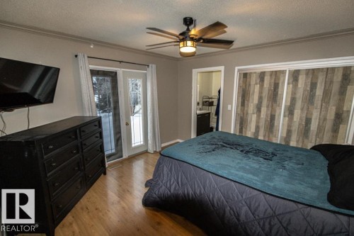 5006 51 St, Myrnam, AB - Indoor Photo Showing Bedroom