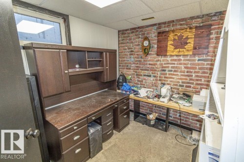 5006 51 St, Myrnam, AB - Indoor Photo Showing Other Room