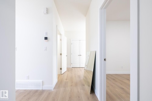 5069 Cawsey Link, Edmonton, AB - Indoor Photo Showing Other Room
