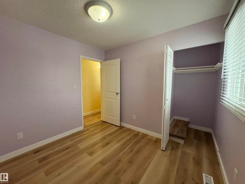 13279 47 Street, Edmonton, AB - Indoor Photo Showing Other Room
