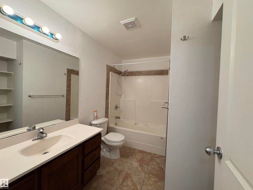 13279 47 Street, Edmonton, AB - Indoor Photo Showing Bathroom