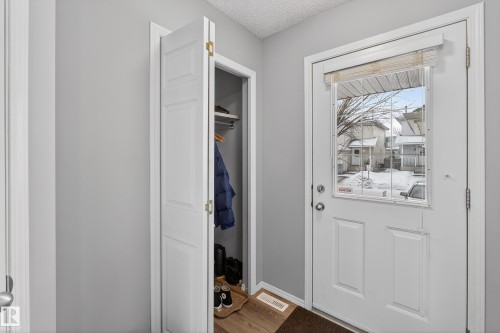 58 4350 23 Street, Edmonton, AB - Indoor Photo Showing Other Room