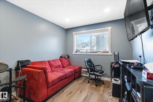 11907 70 Street, Edmonton, AB - Indoor