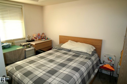 419 5816 Mullen Place, Edmonton, AB - Indoor Photo Showing Bedroom