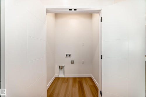 44 18120 28 Avenue, Edmonton, AB - Indoor Photo Showing Other Room