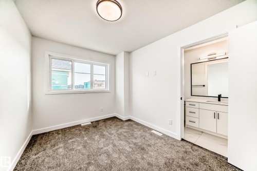44 18120 28 Avenue, Edmonton, AB - Indoor Photo Showing Other Room