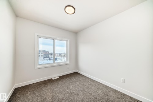 44 18120 28 Avenue, Edmonton, AB - Indoor Photo Showing Other Room