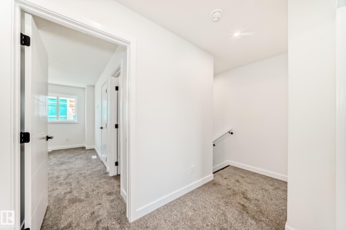44 18120 28 Avenue, Edmonton, AB - Indoor Photo Showing Other Room