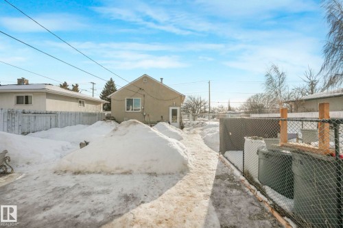 7424 128 Avenue, Edmonton, AB - Outdoor