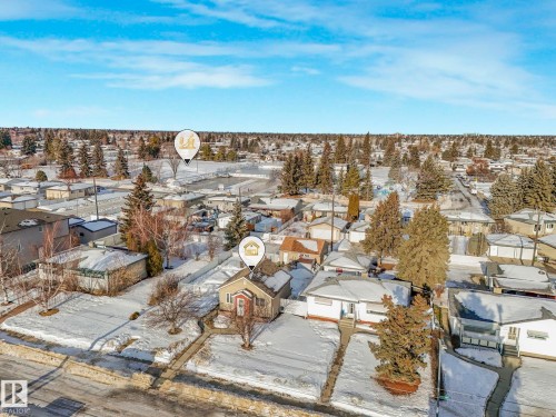 7424 128 Avenue, Edmonton, AB - Outdoor With View