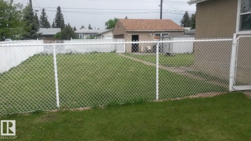 7424 128 Avenue, Edmonton, AB - Outdoor