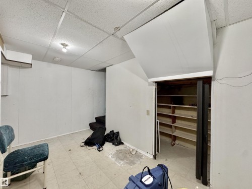 14304 79 Street, Edmonton, AB - Indoor