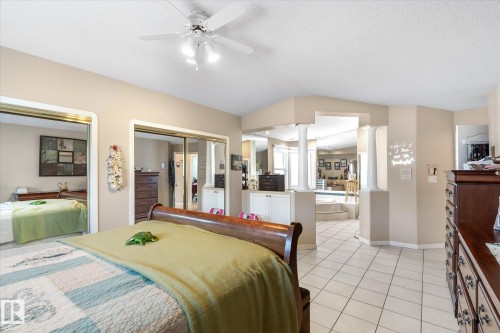 7020 157 Avenue, Edmonton, AB - Indoor Photo Showing Dining Room