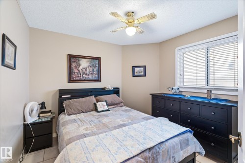 7020 157 Avenue, Edmonton, AB - Indoor Photo Showing Bedroom