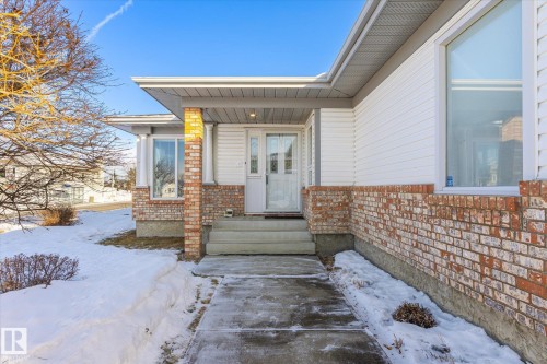 7020 157 Avenue, Edmonton, AB - Outdoor