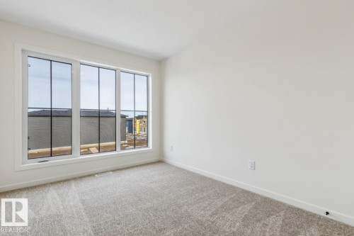 3035 5 Avenue, Edmonton, AB - Indoor Photo Showing Other Room