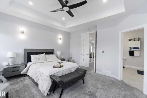 5732 Keeping Crescent, Edmonton, AB - Indoor Photo Showing Bedroom