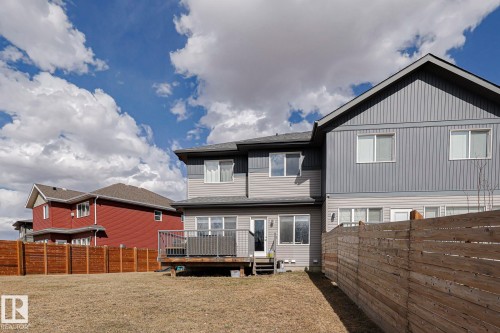 720 Charlesworth Way, Edmonton, AB - Outdoor
