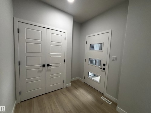 2137 209A Street Nw, Edmonton, AB - Indoor Photo Showing Other Room